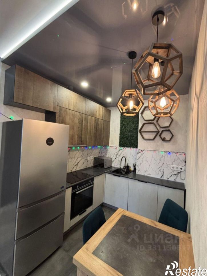 2-комн квартира улица Яблочкова, 38Б,  д. 38Б