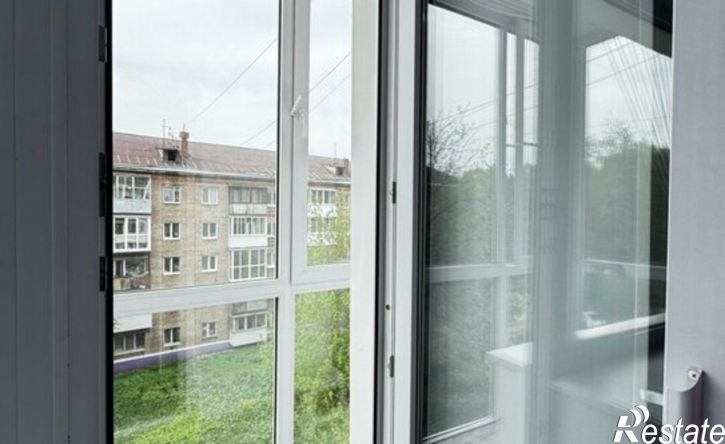 3-комн квартира улица Снайперов, 11,  д. 11