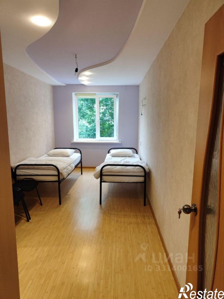 2-комн квартира ул Космонавта Леонова, 36,  д. 36