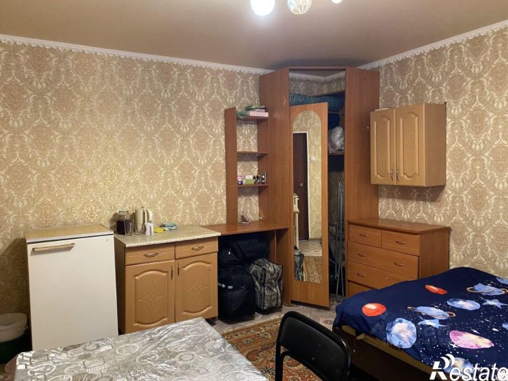 4-комн квартира Нейвинская улица, 1,  д. 1