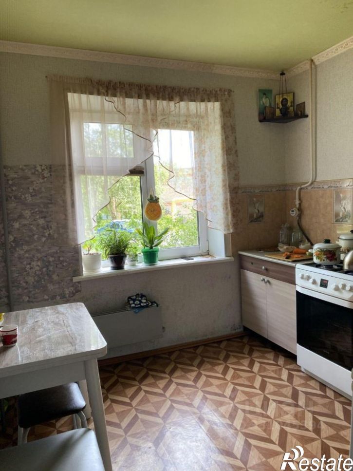 4-комн квартира Нейвинская улица, 1,  д. 1