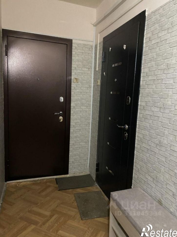 4-комн квартира Нейвинская улица, 1,  д. 1
