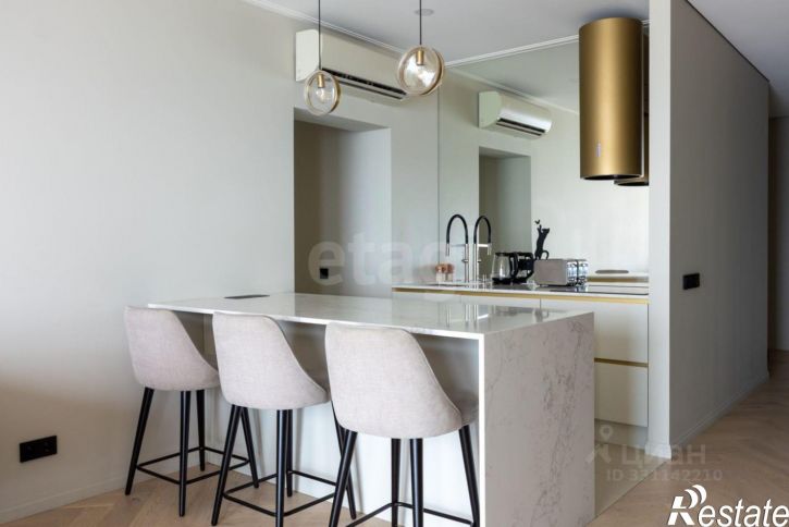 4-комн квартира ул Окулова, 18,  д. 18