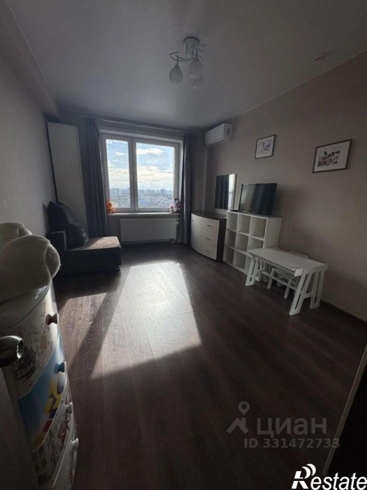 2-комн квартира улица Луначарского, 99,  д. 99