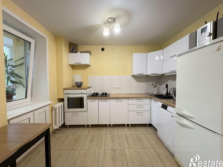 2-комн квартира ул 13-я Линия, 10,  д. 10