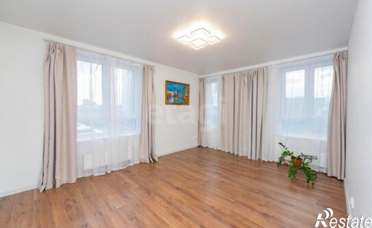 3-комн квартира улица Революции, 24,  д. 24