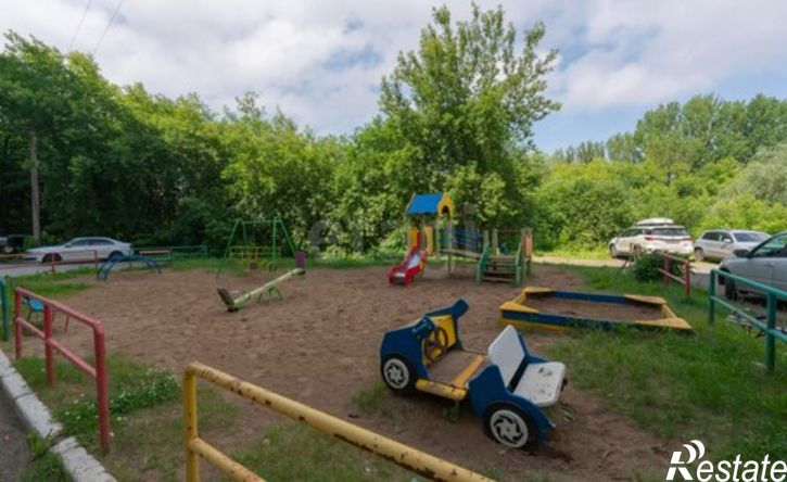 3-комн квартира Полазненская улица, 26,  д. 26