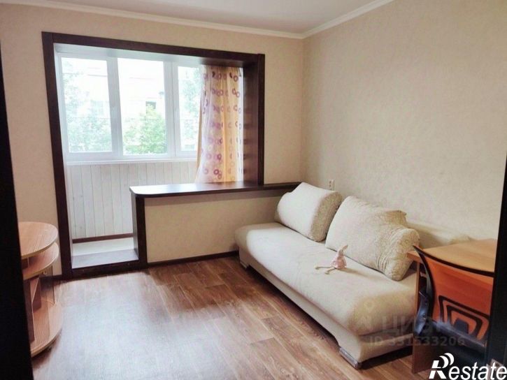 2-комн квартира улица Крисанова, 3,  д. 3
