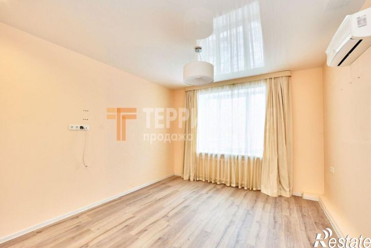 3-комн квартира улица Клименко, 20,  д. 20