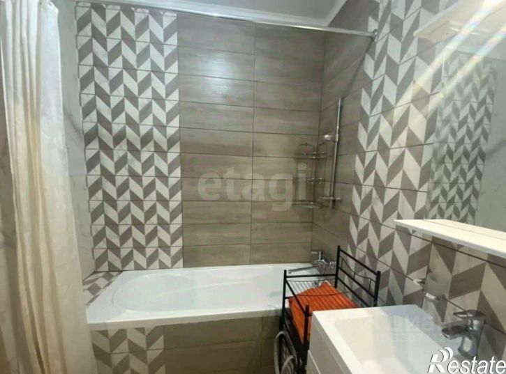 2-комн квартира улица Революции, 48В,  д. 48В