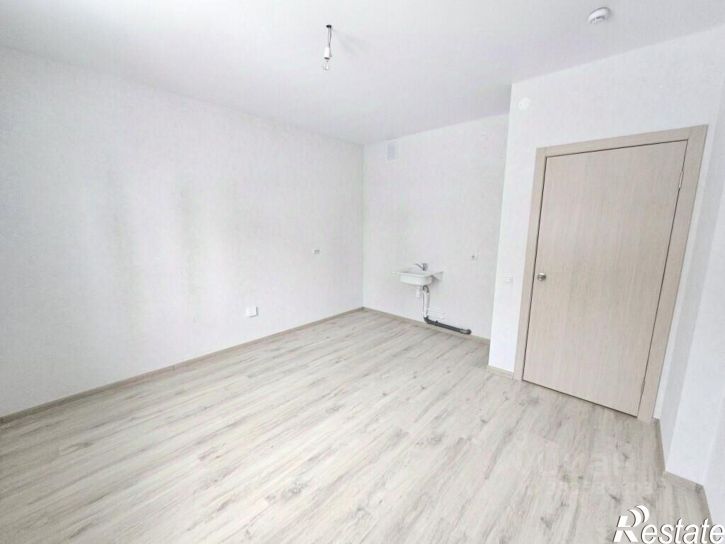 3-комн квартира ул Самолетная, 8,  д. 8
