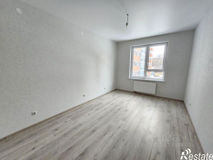 3-комн квартира ул Самолетная, 8,  д. 8