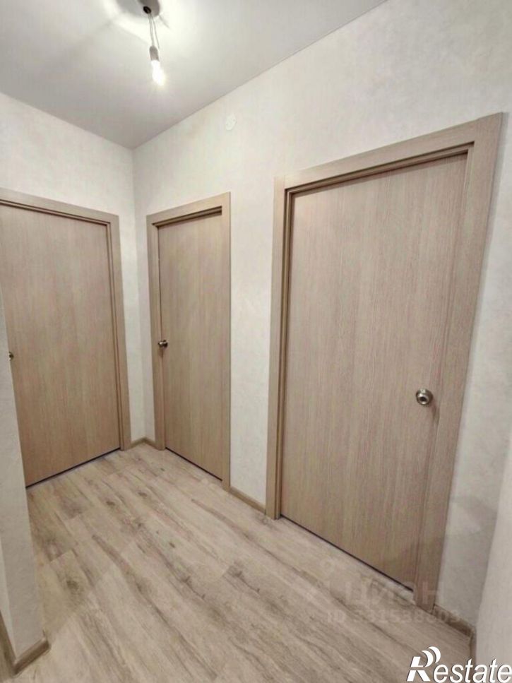 3-комн квартира ул Самолетная, 8,  д. 8