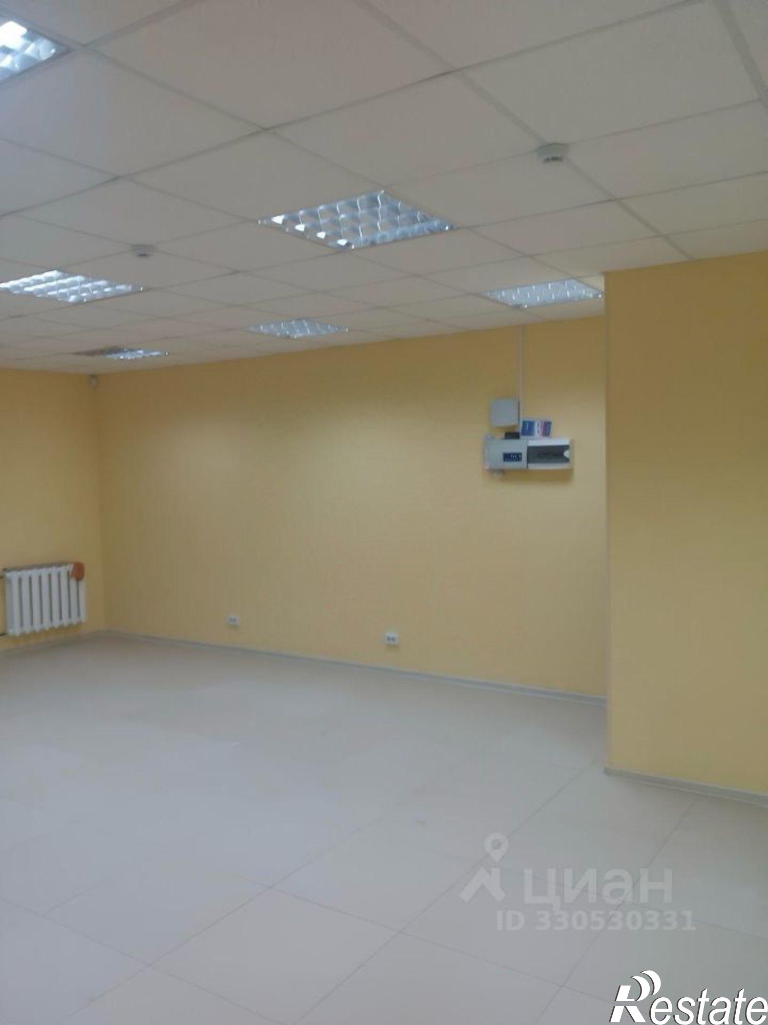 Купить торговое помещение за 6 500 010 рублей на б-р Гагарина, 87