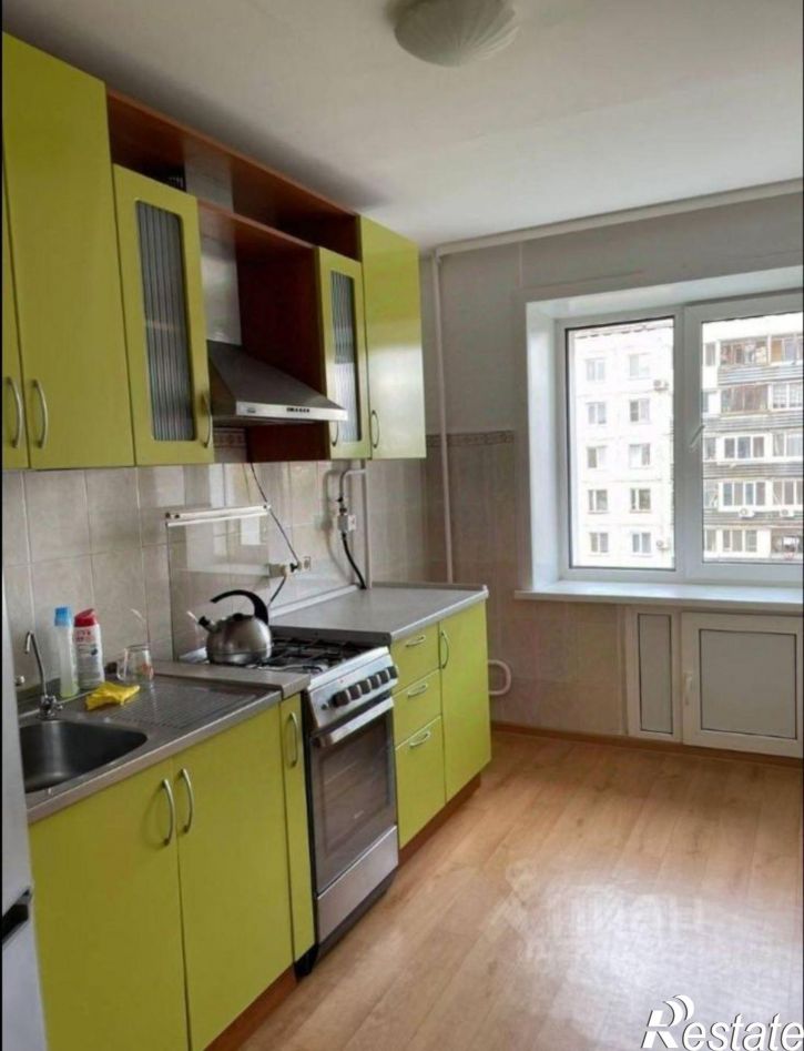 3-комн квартира улица Борчанинова, 15,  д. 15