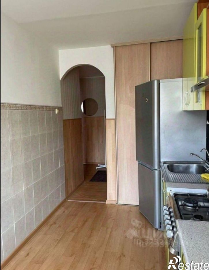 3-комн квартира улица Борчанинова, 15,  д. 15