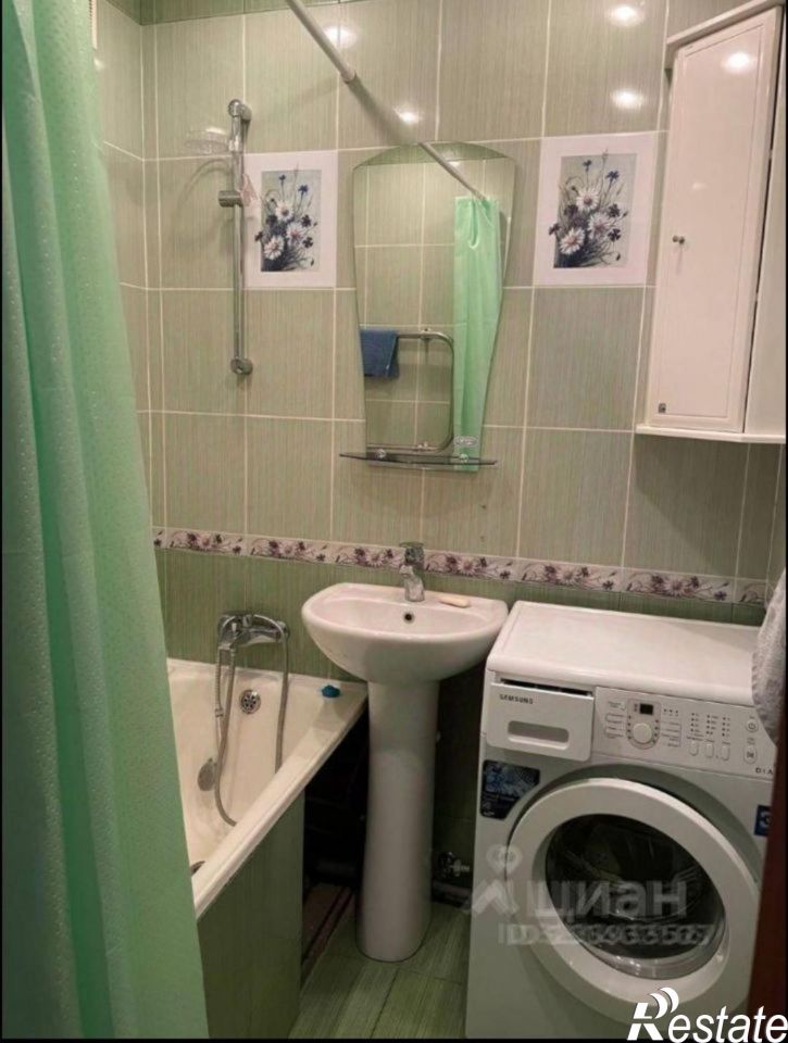 3-комн квартира улица Борчанинова, 15,  д. 15