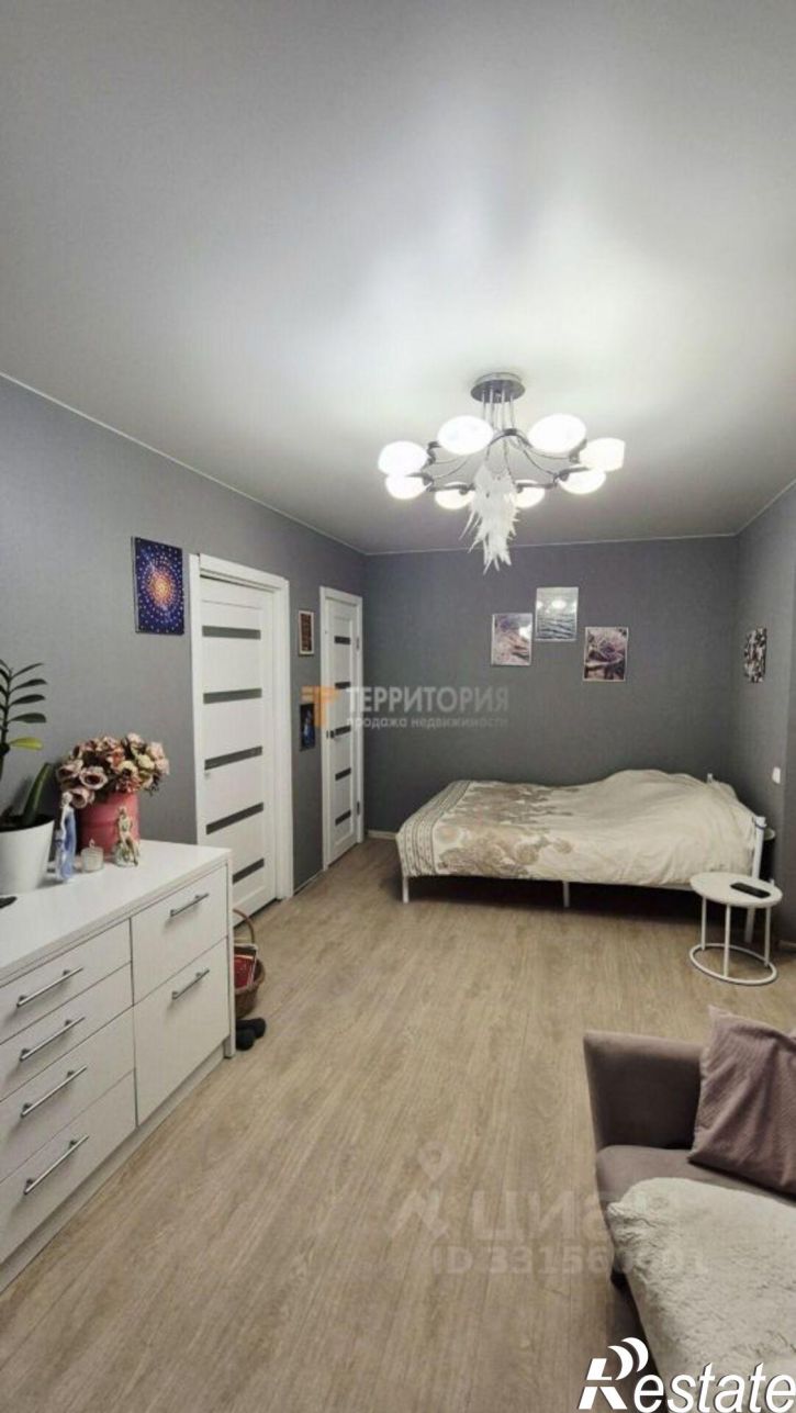 2-комн квартира улица Льва Шатрова, 8,  д. 8