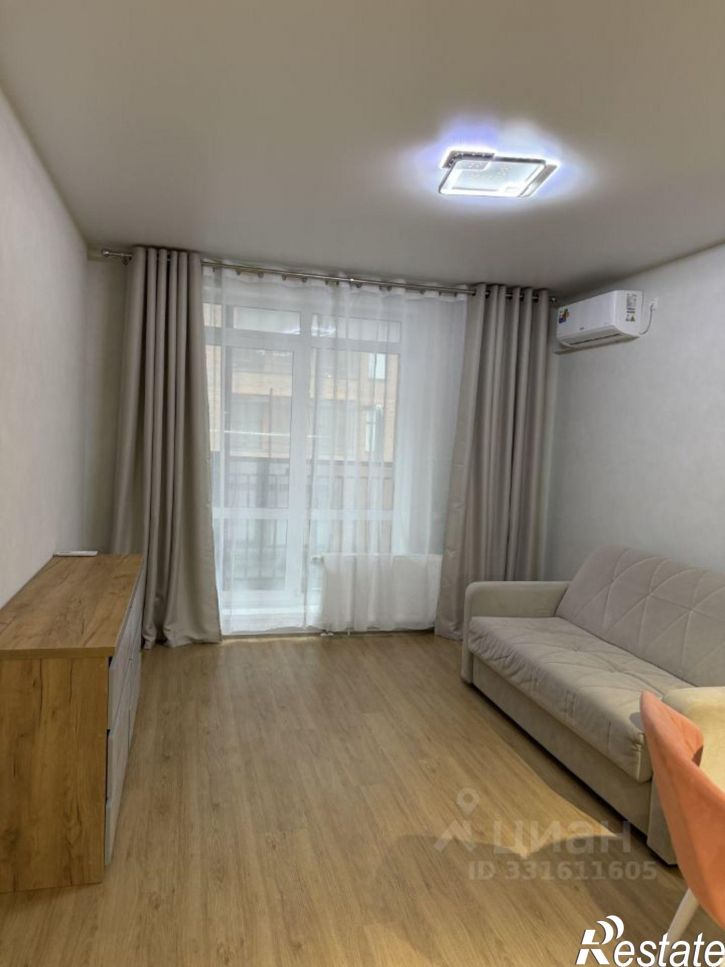 3-комн квартира ул Самолетная, 18,  д. 18