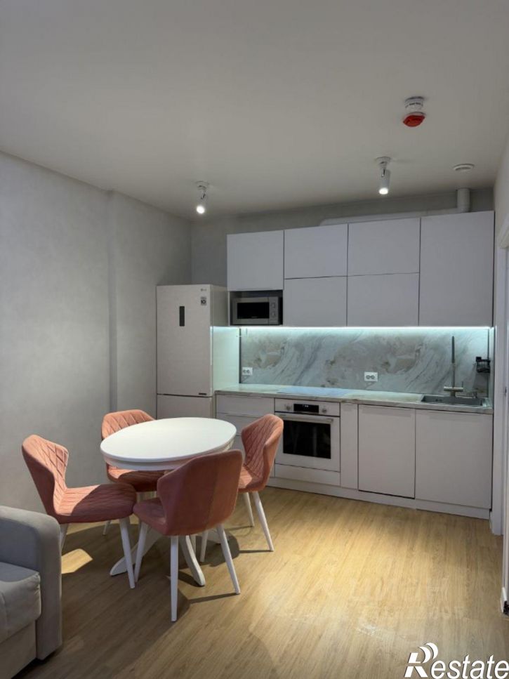 3-комн квартира ул Самолетная, 18,  д. 18