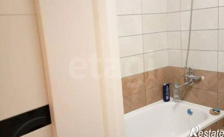 2-комн квартира улица Карпинского, 110А,  д. 110А