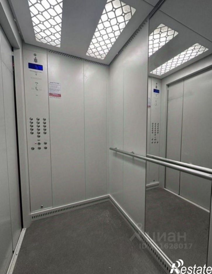 2-комн квартира Углеуральская улица, 25,  д. 25