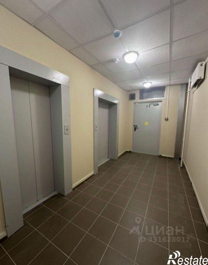 2-комн квартира Углеуральская улица, 25,  д. 25