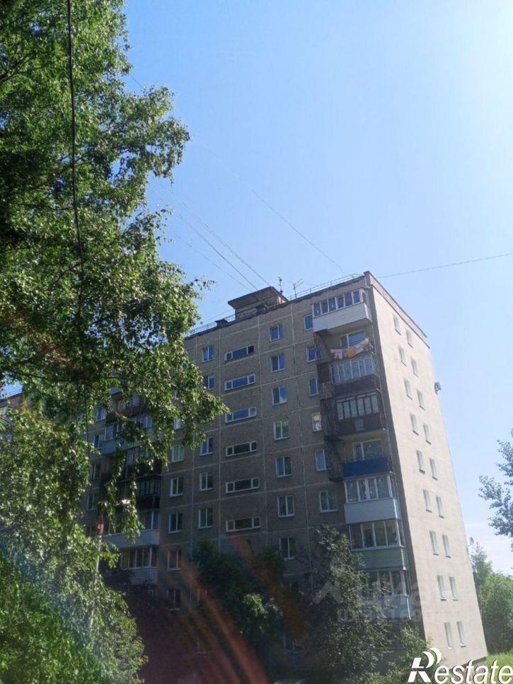 3-комн квартира ул Хрустальная, 17,  д. 17