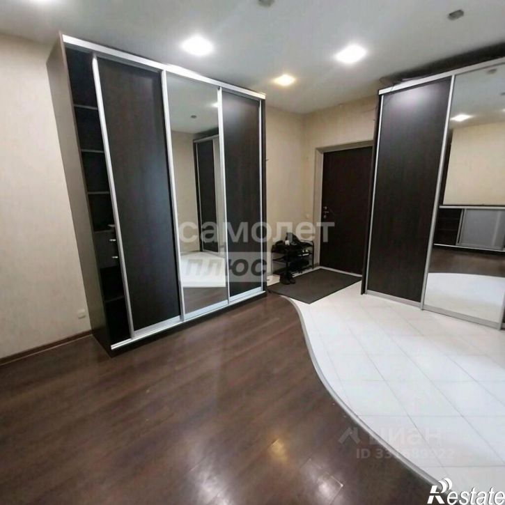 3-комн квартира ул Светлогорская, 19,  д. 19