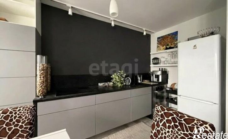 2-комн квартира ул Красные Казармы, 68,  д. 68