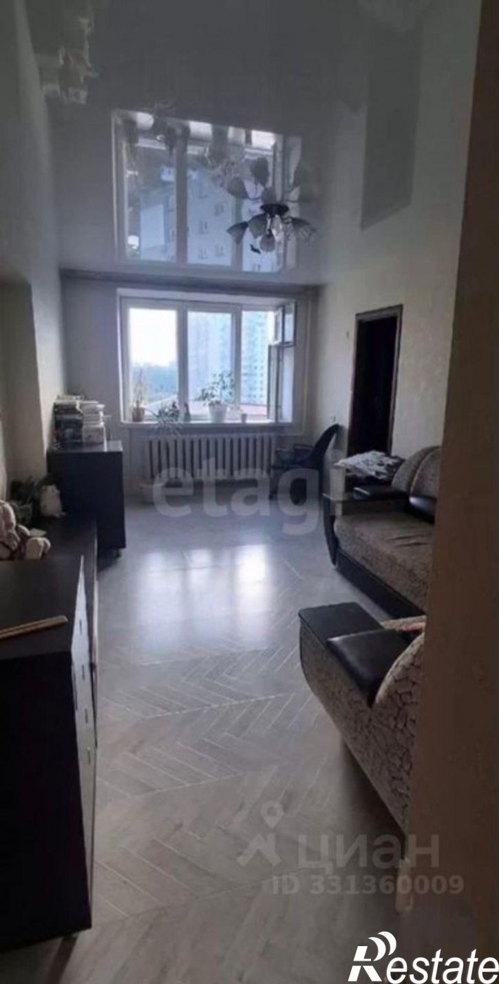 3-комн квартира ул Кронштадтская, 10,  д. 10