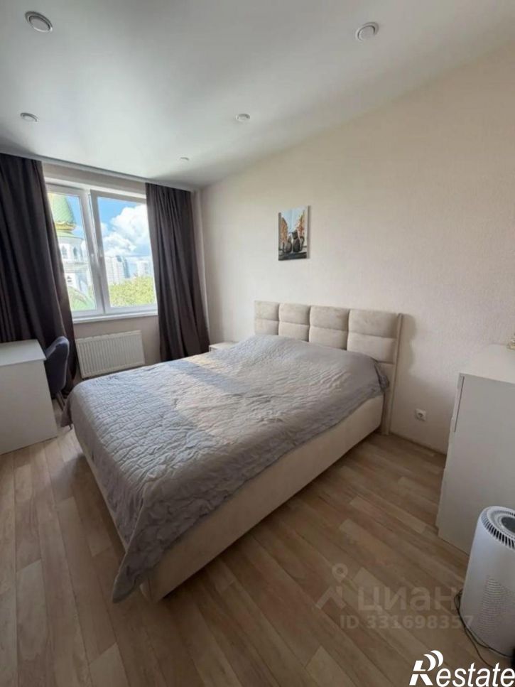 2-комн квартира б-р Гагарина, 74В,  д. 74В