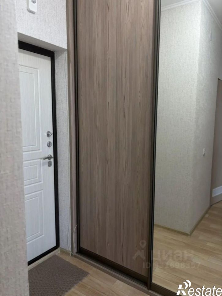 2-комн квартира б-р Гагарина, 74В,  д. 74В