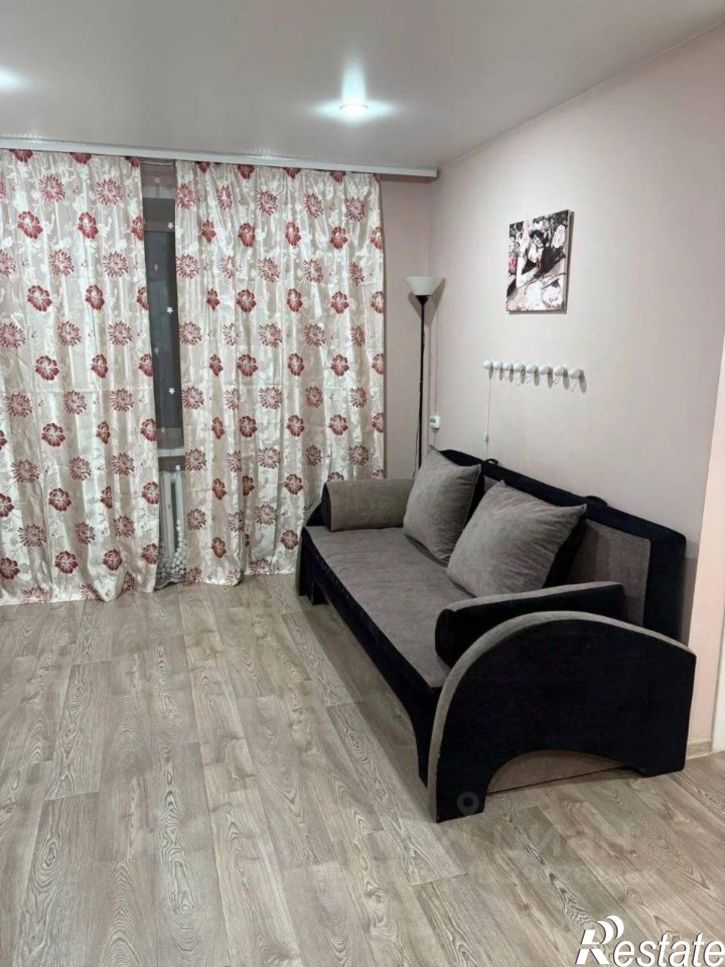 1-комн квартира ул Адмирала Нахимова, 10,  д. 10