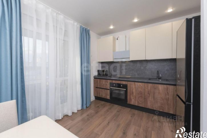 3-комн квартира ул Революции, 22,  д. 22