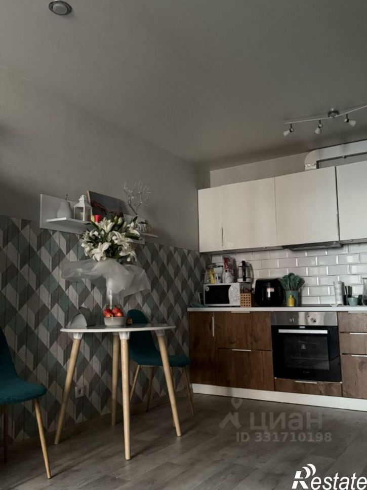 2-комн квартира ул Крылова, 15,  д. 15