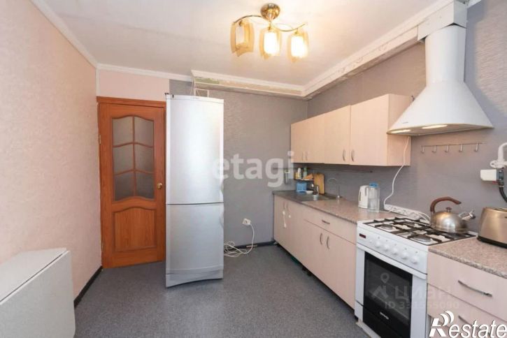 2-комн квартира ул КИМ, 5,  д. 5