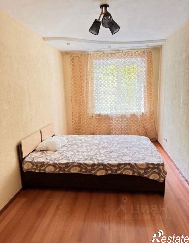 2-комн квартира б-р Гагарина, 83,  д. 83
