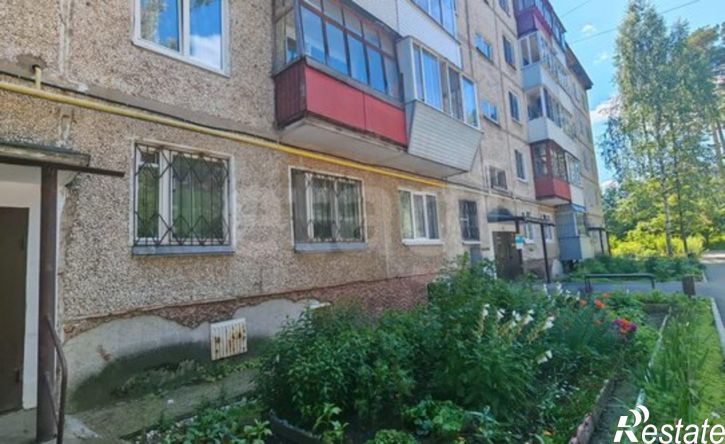2-комн квартира ул Адмирала Ушакова, 57/3,  д. 57/3