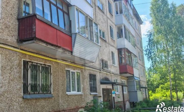 2-комн квартира ул Адмирала Ушакова, 57/3,  д. 57/3