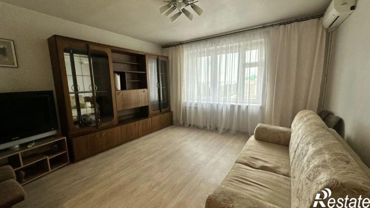 3-комн квартира ул Газеты Звезда, 8,  д. 8