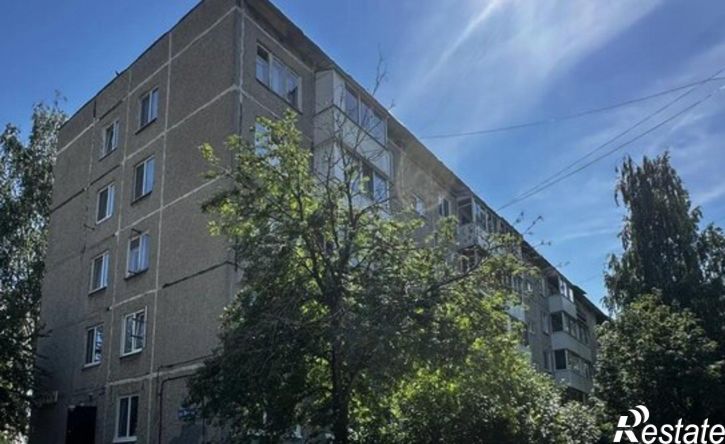 4-комн квартира ул Космонавта Леонова, 46,  д. 46