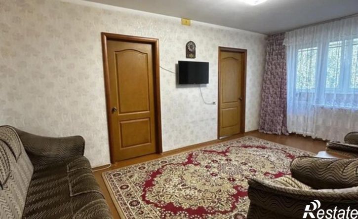 4-комн квартира ул Космонавта Леонова, 46,  д. 46