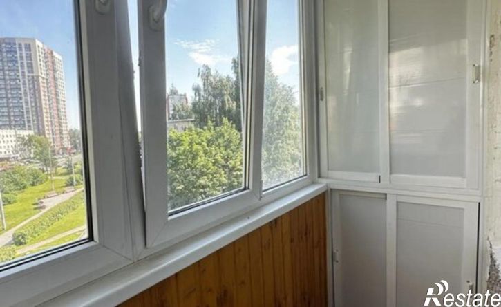 4-комн квартира ул Космонавта Леонова, 46,  д. 46