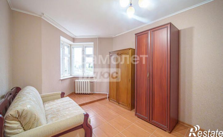 2-комн квартира ул Революции, 8,  д. 8