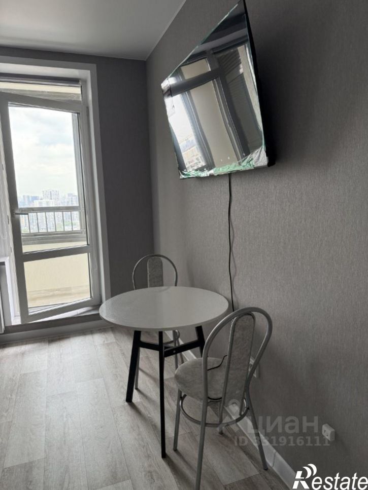 1-комн квартира ул Космонавта Леонова, 41 3,  д. 41 3,  к. 3