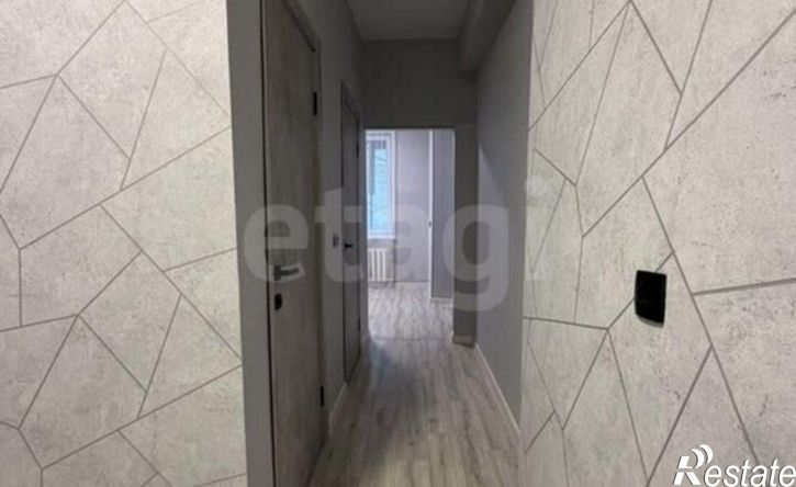 3-комн квартира ул Адмирала Ушакова, 20,  д. 20