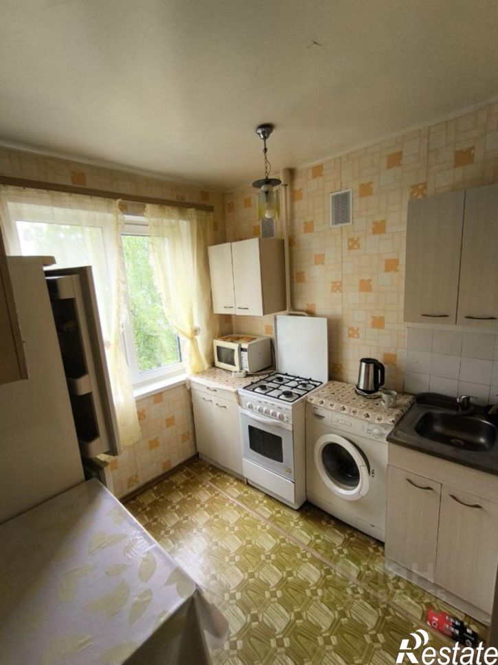 2-комн квартира ул Космонавта Леонова, 50,  д. 50