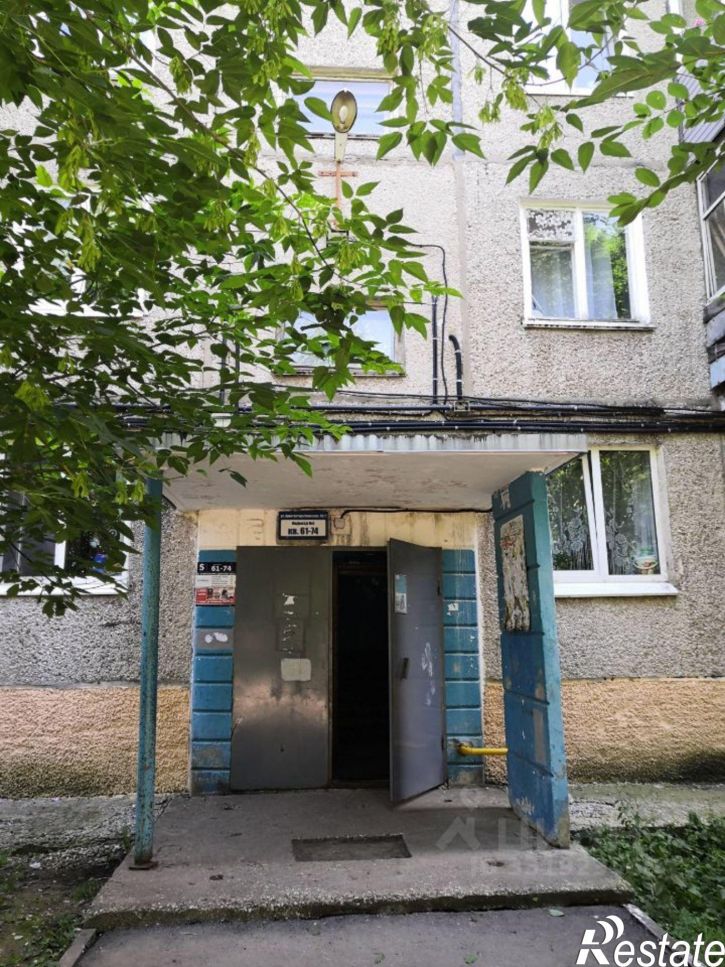 3-комн квартира ул Архитектора Свиязева, 50/1,  д. 50/1