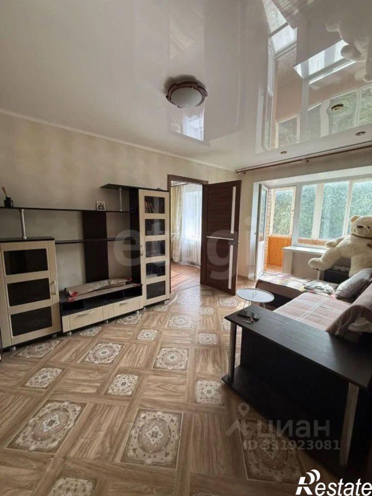 2-комн квартира б-р Гагарина, 64,  д. 64
